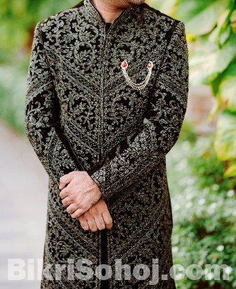 গরজিয়াস কারচুপি কাজের  ভেলভেট  সেরওয়ানি